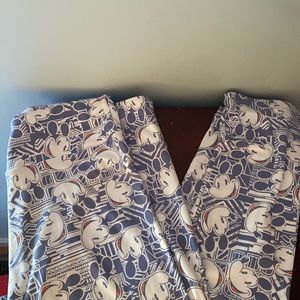 LulaRoe Mickey Mouse Leggings